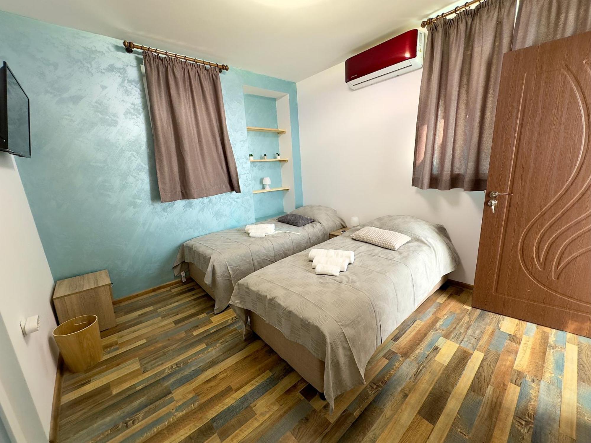Navial 1 Hotel Gabrovo Bagian luar foto